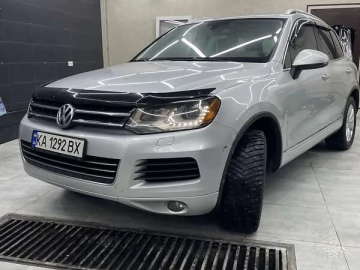 Авто Volkswagen Touareg 2011 № 7560477