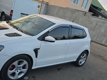 Авто Volkswagen Polo 2013 № 7560529