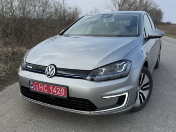 Авто Volkswagen E-Golf 2015 № 7560532
