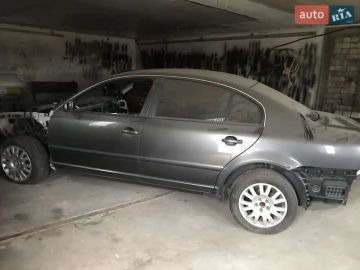 Авто Skoda Superb 2005 № 7560591