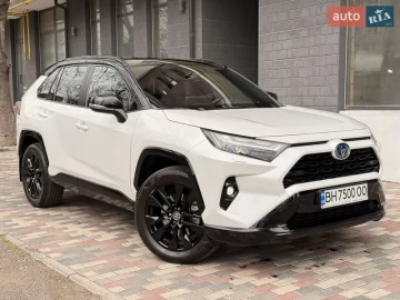 Авто Toyota Rav4 2023 № 7560805