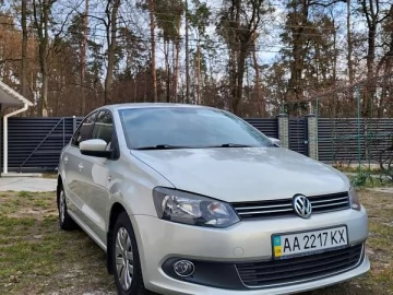 Авто Volkswagen Polo 2011 № 7560859
