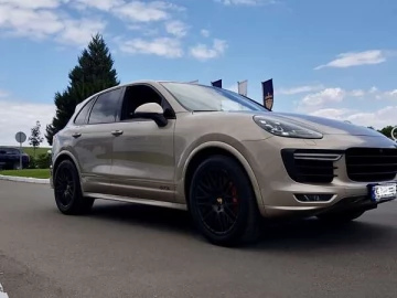 Авто Porsche Cayenne 2016 № 7561474