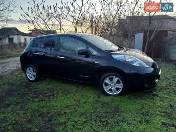 Авто Nissan Leaf 2011 № 7561911