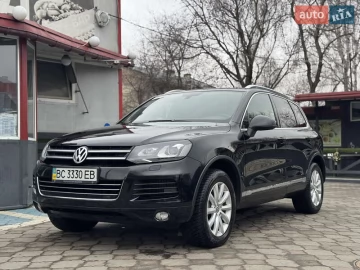 Авто Volkswagen Touareg 2014 № 7562105