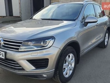 Авто Volkswagen Touareg 2017 № 7562119