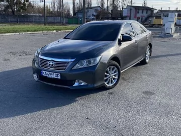 Авто Toyota Camry 2011 № 7562328