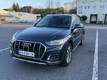 Авто Audi Q5 2021 № 7563344