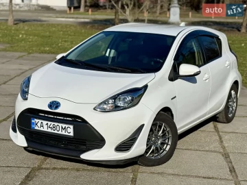 Авто Toyota Aqua 2018 № 7563636
