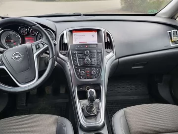 Авто Opel Astra 2014 № 7564037