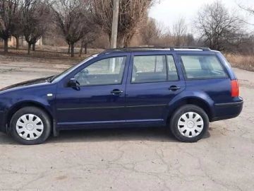 Авто Volkswagen Golf 2003 № 7564152