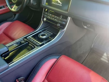 Авто Jaguar Xf 2016 № 7564288