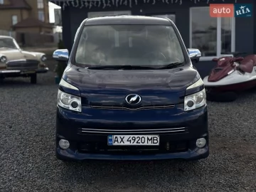 Авто Toyota Voxy 2009 № 7564401