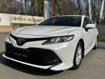 Авто Toyota Camry 2018 № 7564505