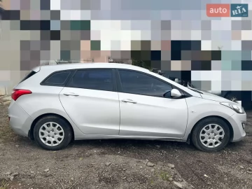 Авто Hyundai I30 2013 № 7564645