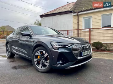 Авто Audi Q8 Sportback E-Tron 2023 № 7564797