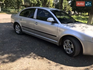 Авто Skoda Superb 2006 № 7565174