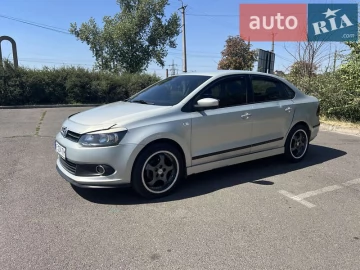 Авто Volkswagen Polo 2012 № 7566226