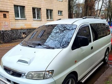 Авто Hyundai H 200 2003 № 7567264