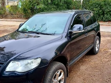 Авто Volkswagen Touareg 2007 № 7567607