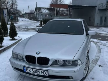 Авто BMW 5 Series 2002 № 7568258