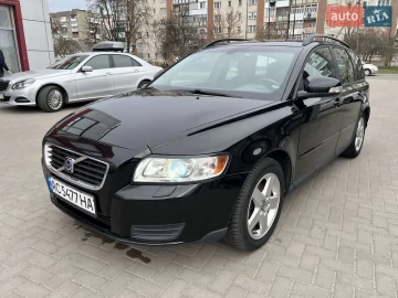 Авто Volvo V50 2009 № 7568298