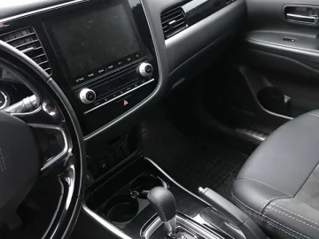 Авто Mitsubishi Outlander 2020 № 7568439
