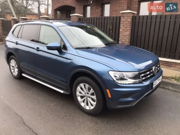 Авто Volkswagen Tiguan 2020 № 7570056