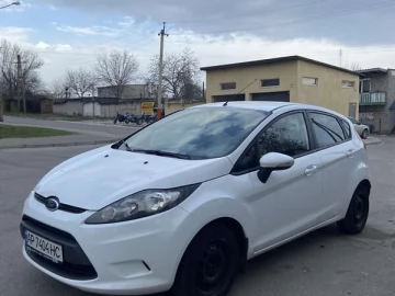 Авто Ford Fiesta 2010 № 7570499