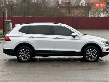 Авто Volkswagen Tiguan 2018 № 7570720