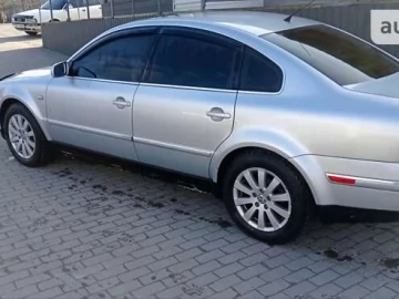 Авто Volkswagen Passat 2001 № 7570803
