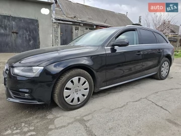 Авто Audi A4 2015 № 7571201