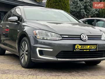 Авто Volkswagen E-Golf 2017 № 7571208