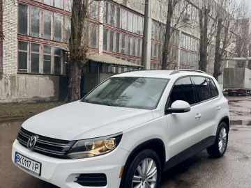 Авто Volkswagen Tiguan 2016 № 7571216