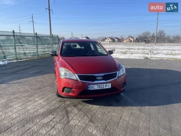 Авто KIA Ceed 2010 № 7571441