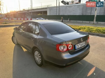 Авто Volkswagen Jetta 2006 № 7571443