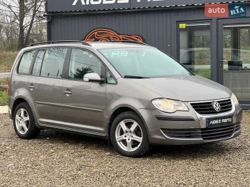 Авто Volkswagen Touran 2008 № 7571452