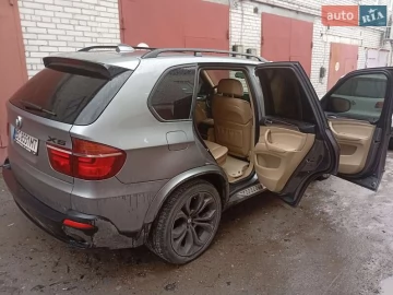 Авто BMW X5 2010 № 7571964