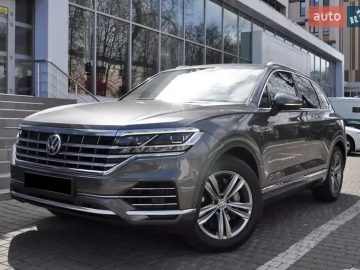 Авто Volkswagen Touareg 2018 № 7572058