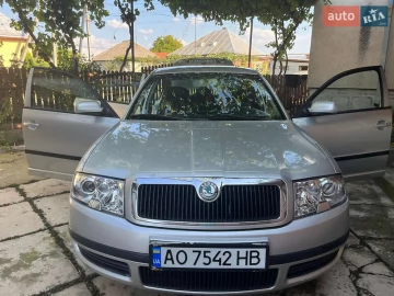 Авто Skoda Superb 2004 № 7572735