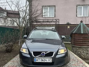 Авто Volvo V50 2011 № 7572797