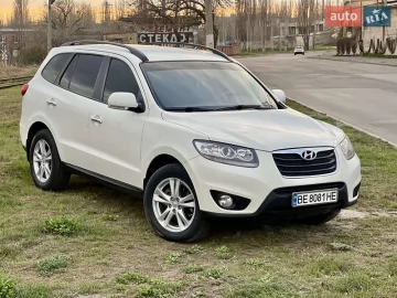 Авто Hyundai Santa Fe 2010 № 7573489