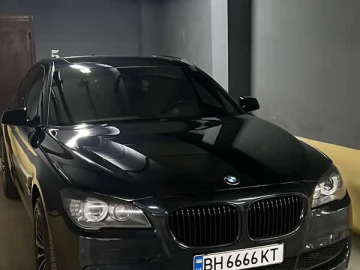 Авто BMW 7 Series 2012 № 7573493