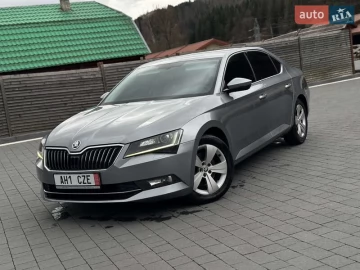 Авто Skoda Superb 2019 № 7573529