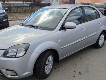 Авто KIA Rio 2010 № 7573763