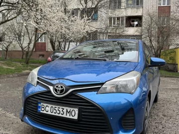 Авто Toyota Yaris 2015 № 7573788