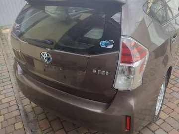Авто Toyota Prius V 2016 № 7574198
