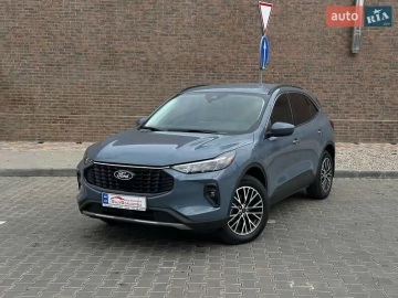 Авто Ford Escape 2023 № 7574276