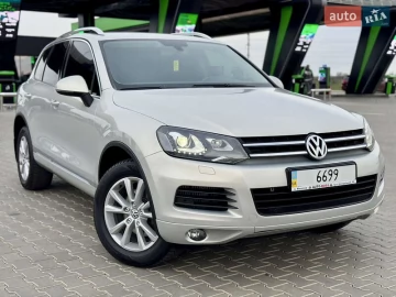Авто Volkswagen Touareg 2012 № 7574514