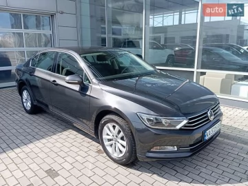 Авто Volkswagen Passat 2017 № 7574517